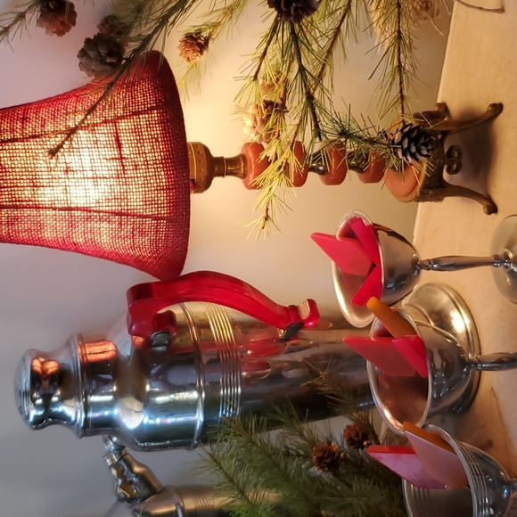 💥SOLD💥New 2 pair Red Burlap Lamp Shades - Picture 12 of 12